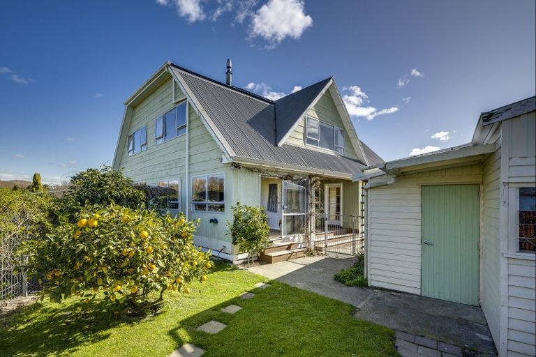 Photo of property in 16a Rata Street, Taradale, Napier, 4112
