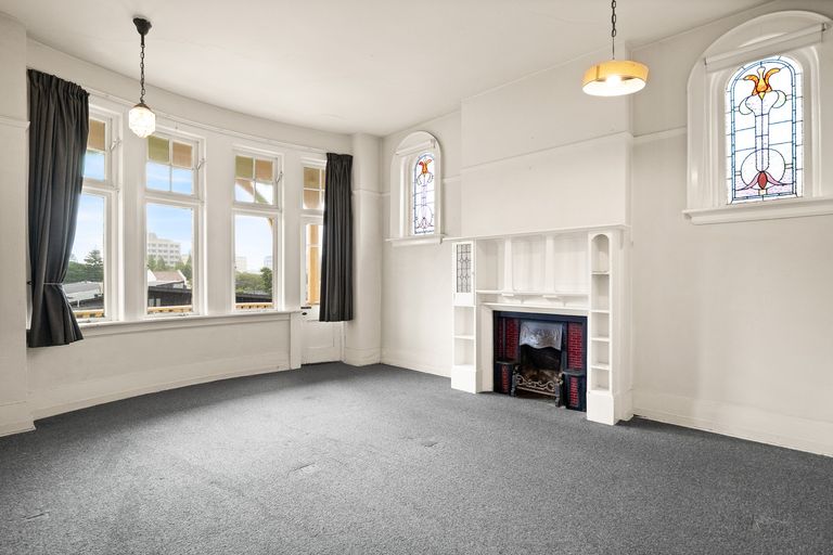 Photo of property in 685 George Street, North Dunedin, Dunedin, 9016