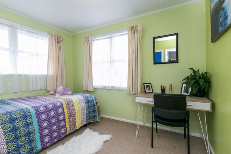 Photo of property in 17 Winchester Place, Tamatea, Napier, 4112