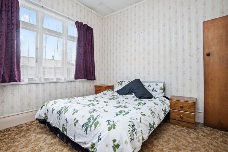 Photo of property in 102 Victoria Street, Pukekohe, 2120