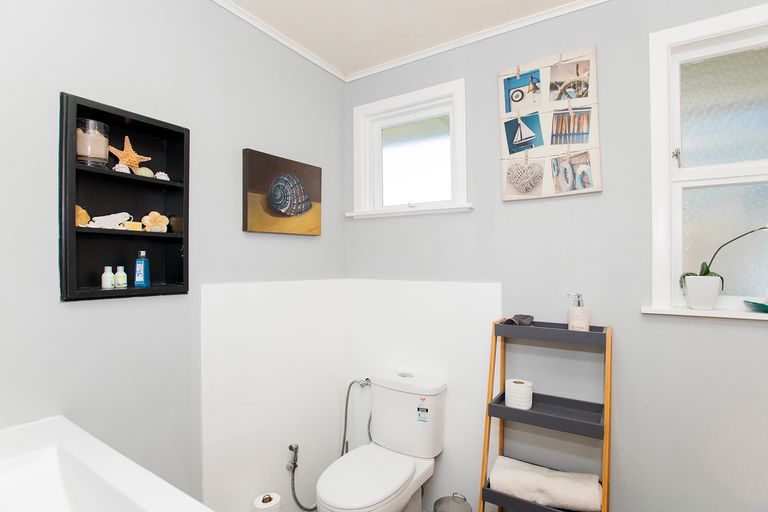 Photo of property in 84 Valley Road, Mangapapa, Gisborne, 4010