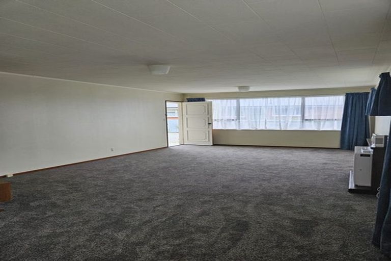 Photo of property in 1/92 Avenue Road, West End, Timaru, 7910