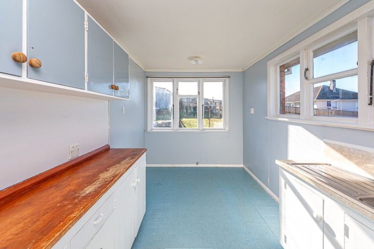 Photo of property in 10 Churchill Crescent, Tawhero, Whanganui, 4501