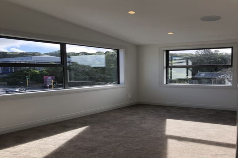 Photo of property in 64 Craigs Way, Hobsonville, Auckland, 0616