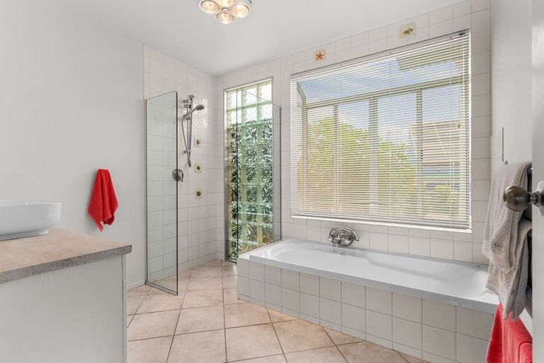 Photo of property in 43 Cullen Street, Mangawhai Heads, Mangawhai, 0505