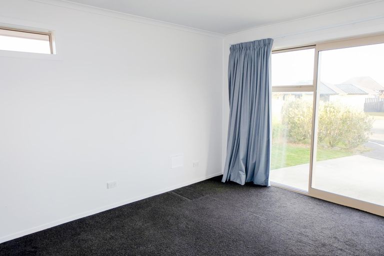 Photo of property in 16 Mcmullan Place, Oamaru North, Oamaru, 9400