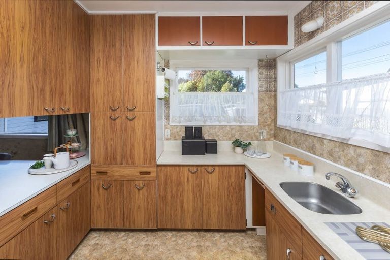 Photo of property in 97 Palmers Road, New Brighton, Christchurch, 8083