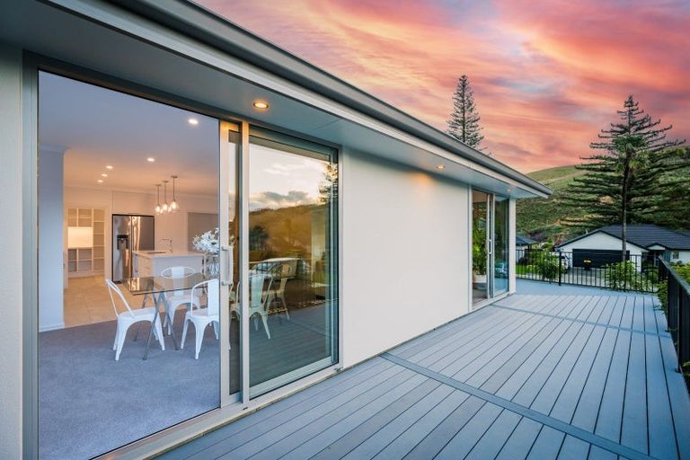 Photo of property in 55 Sunningdale Drive, Stoke, Nelson, 7011