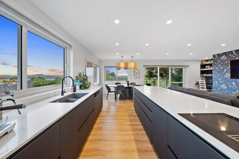 Photo of property in 132 Porritt Avenue, Chatswood, Auckland, 0626