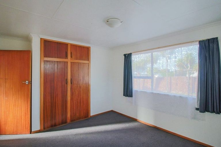 Photo of property in 15 Blackwater Street, Bluff, 9814