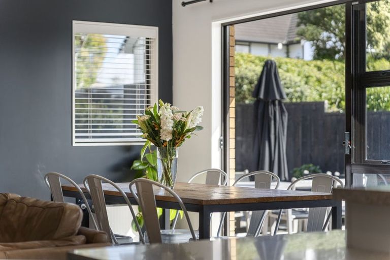 Photo of property in 11 Leicester Parade, Somerville, Auckland, 2014