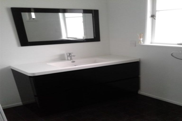 Photo of property in 20 Kettle Avenue, Awapuni, Palmerston North, 4412