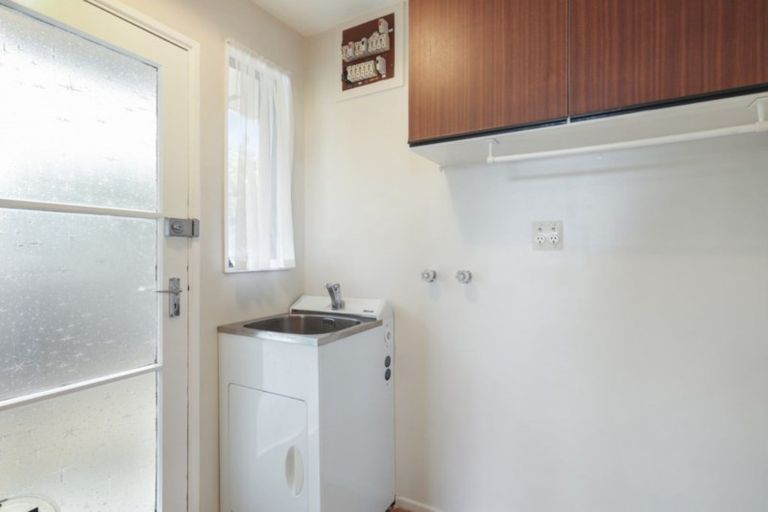 Photo of property in 1/22 Camrose Place, Ilam, Christchurch, 8041