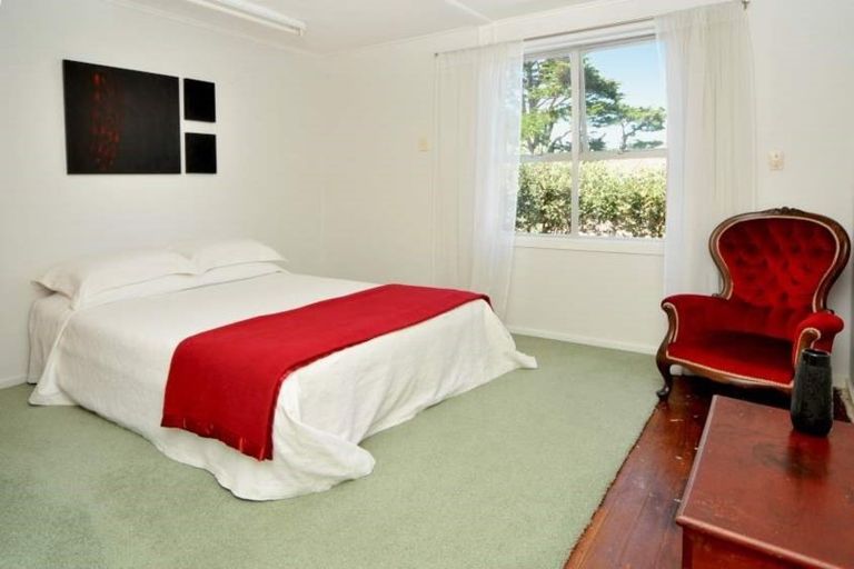Photo of property in 49 Roys Road, Weymouth, Auckland, 2103