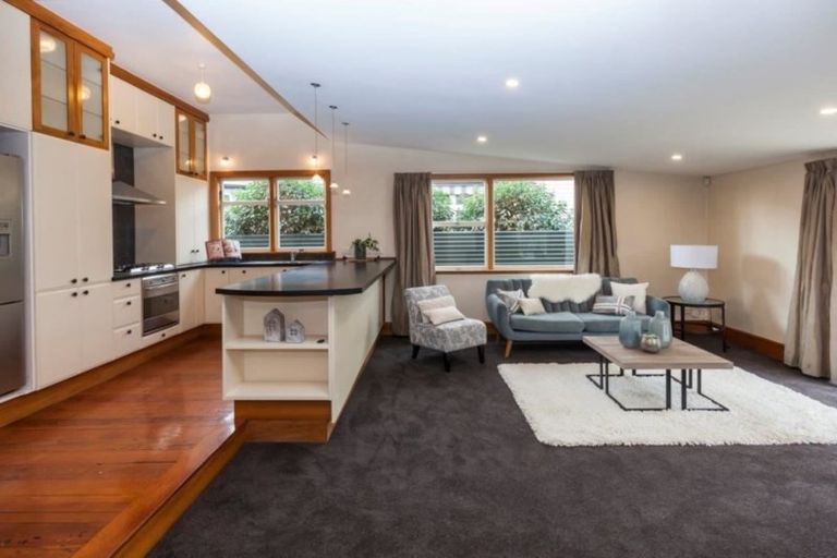 Photo of property in 244 Edgeware Road, Edgeware, Christchurch, 8013