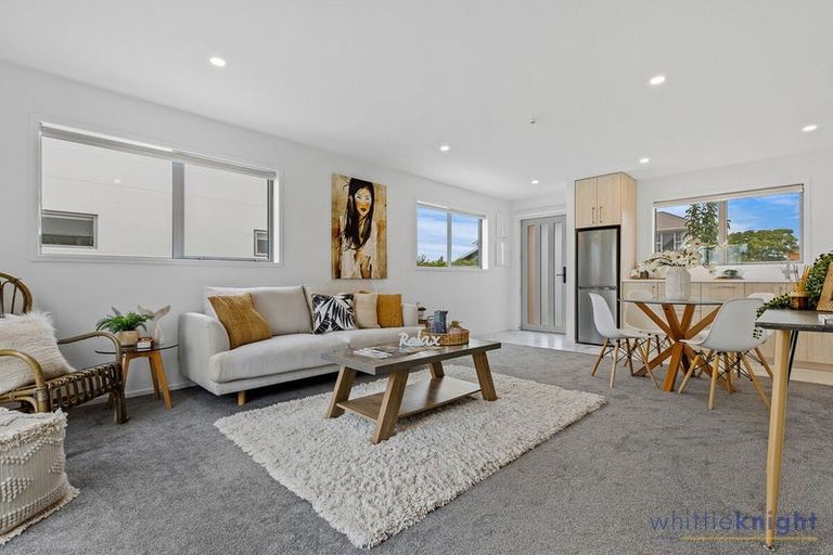 Photo of property in 2/88 Peverel Street, Riccarton, Christchurch, 8041