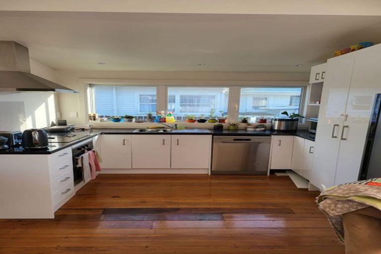 Photo of property in 36 Salisbury Street, Levin, 5510