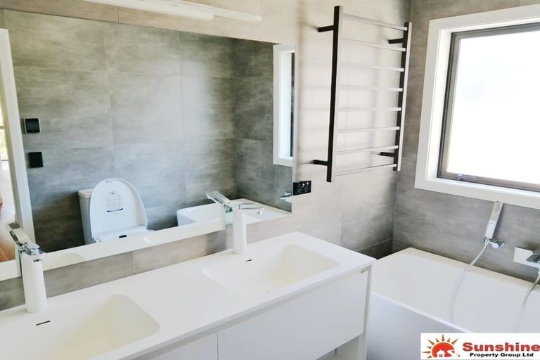 Photo of property in 148 Greenhithe Road, Greenhithe, Auckland, 0632