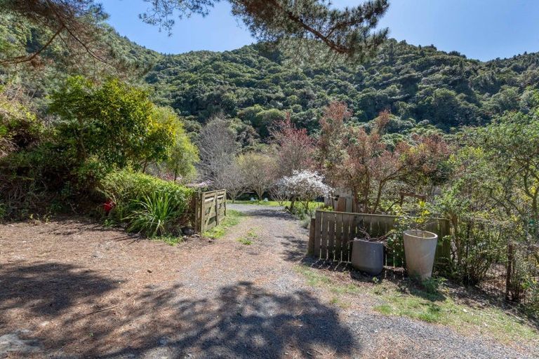 Photo of property in 162 Moonshine Hill Road, Riverstone Terraces, Upper Hutt, 5371
