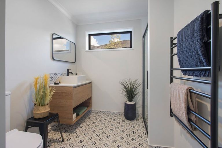 Photo of property in 32 Arran Drive, Aongatete, 3178