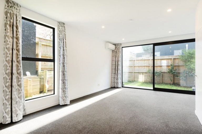 Photo of property in 5/20 Trent Street, Island Bay, Wellington, 6023