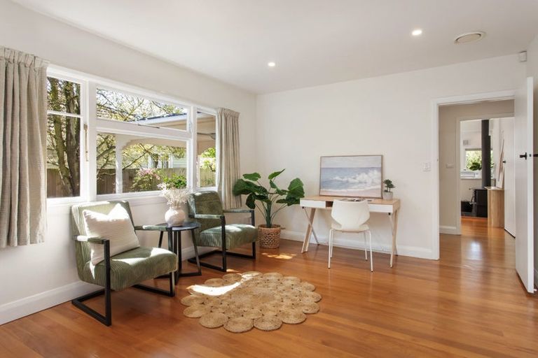 Photo of property in 116 Riverlaw Terrace, Saint Martins, Christchurch, 8022