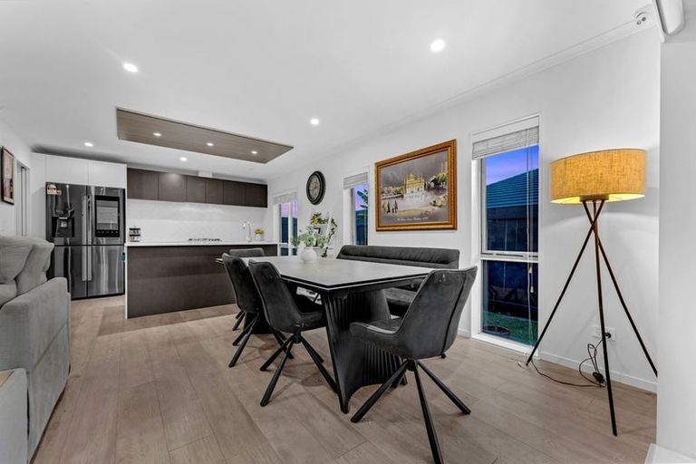 Photo of property in 37 Wellfield Drive, Papakura, 2110