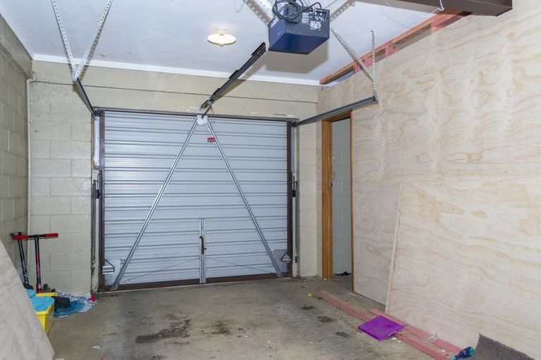 Photo of property in 5 Tay Street, Spotswood, New Plymouth, 4310