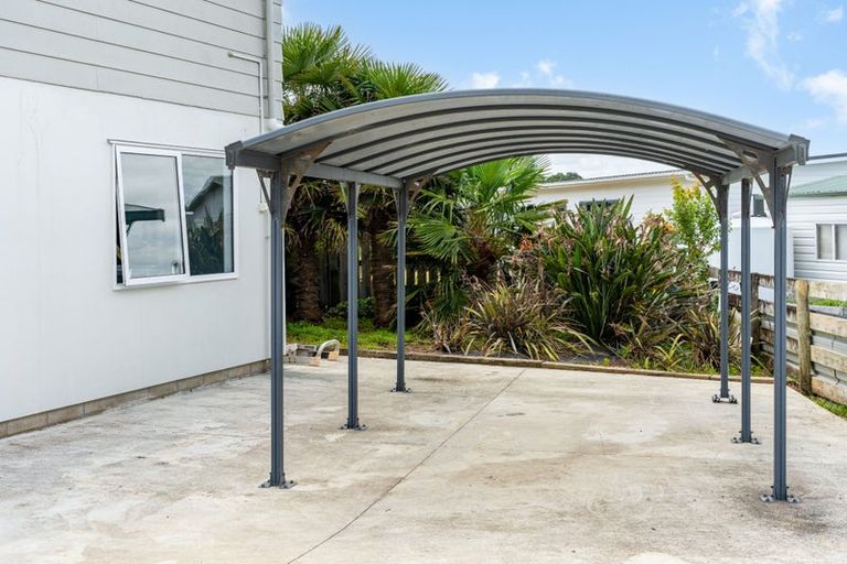 Photo of property in 28 Mariner Cove Road, Tinopai, 0593