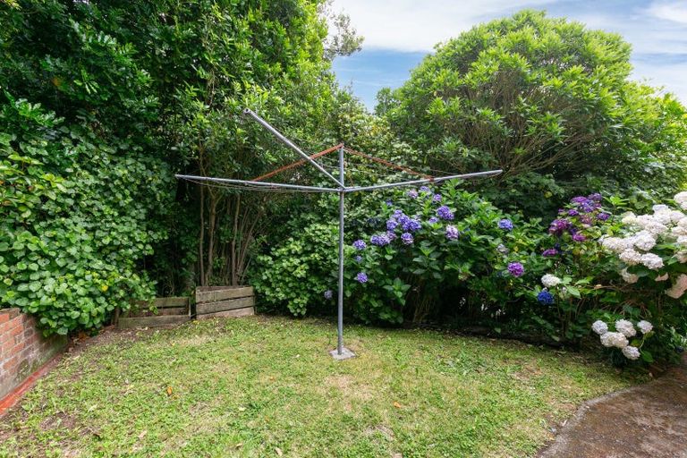 Photo of property in 34 Torwood Road, Khandallah, Wellington, 6035