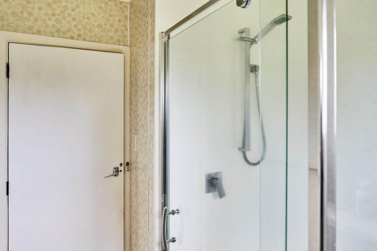 Photo of property in 4 Routley Crescent, Elderslea, Upper Hutt, 5018