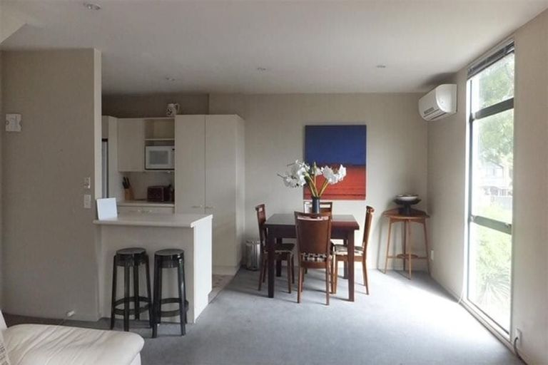 Photo of property in 4/69 Carlton Mill Road, Merivale, Christchurch, 8014