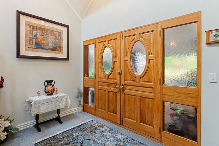 Photo of property in 2 Sunglo Terrace, Otaki, 5512