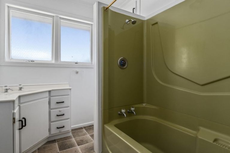 Photo of property in 36 Baycroft Avenue, Parkvale, Tauranga, 3112