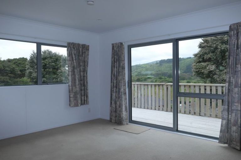 Photo of property in 17 Charlotte Way, Raumati South, Paraparaumu, 5032