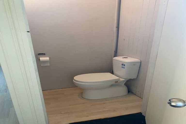 Photo of property in 6 Riego Street, North Dunedin, Dunedin, 9016