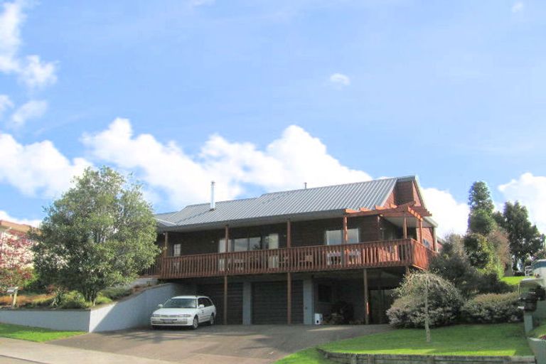 Photo of property in 7 Mark Place, Lynmore, Rotorua, 3010