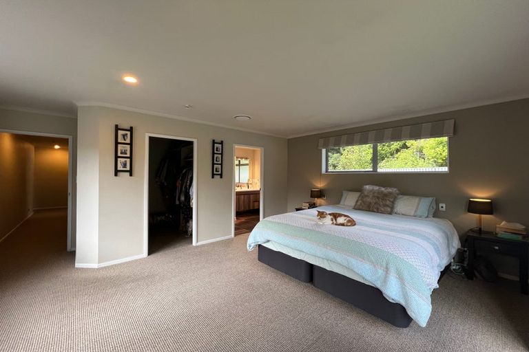 Photo of property in 20 Azure Place, Huntington, Hamilton, 3210