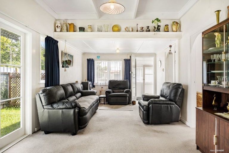 Photo of property in 30 Marshall Street, Fairfield, Hamilton, 3214