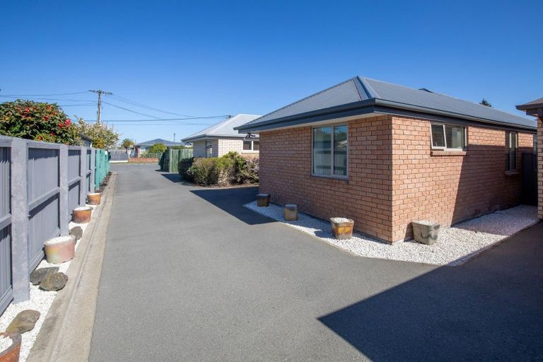Photo of property in 8b Mortlake Street, Islington, Christchurch, 8042