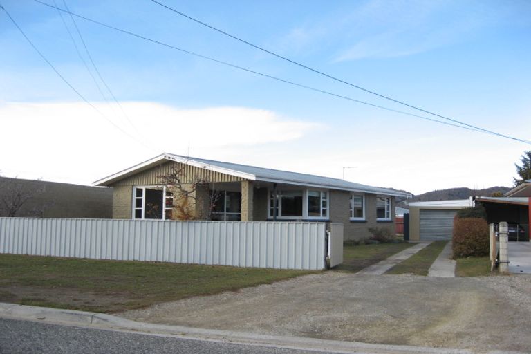 Photo of property in 1 Campbell Street, Alexandra, 9320