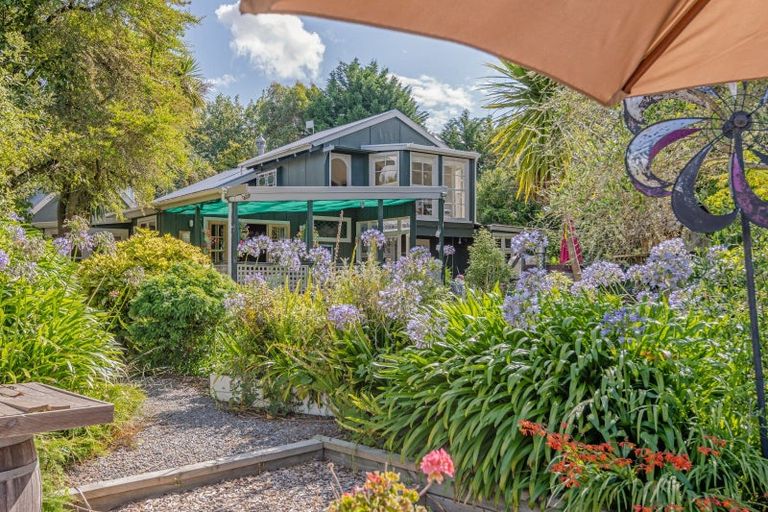 Photo of property in 708 Pohangina Road, Ashhurst, 4884