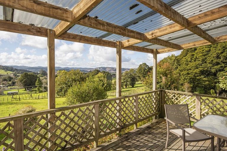 Photo of property in 9 Nova Way, Kauri, 0185