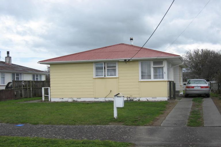 Photo of property in 62 Stuart Crescent, Masterton, 5810
