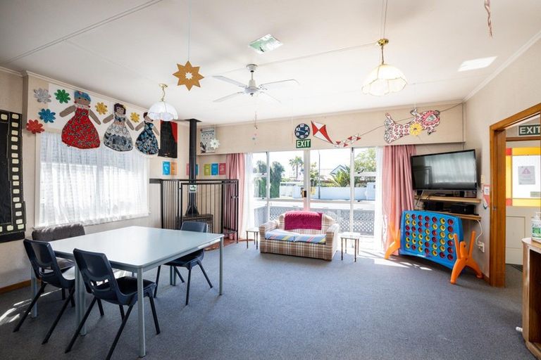 Photo of property in 429 Devon Street West, Lynmouth, New Plymouth, 4310