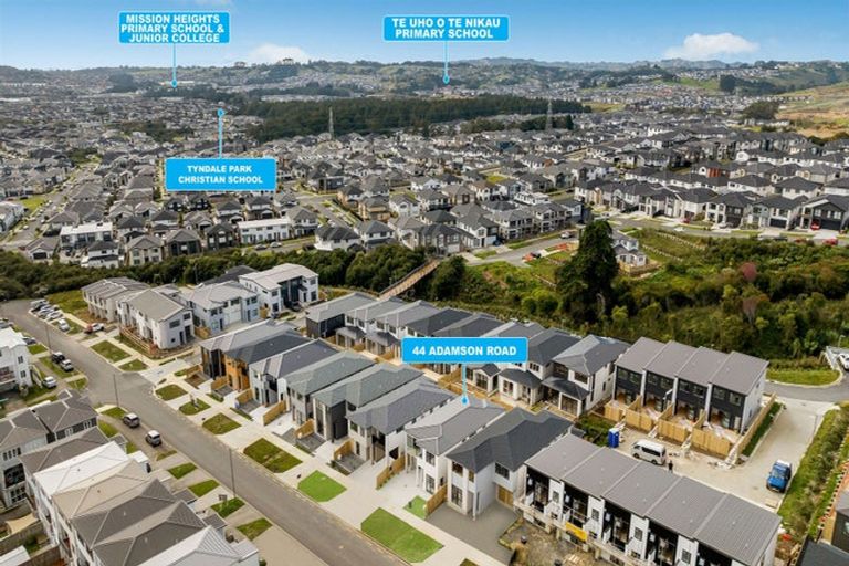 Photo of property in 44 Adamson Road, Flat Bush, Auckland, 2019