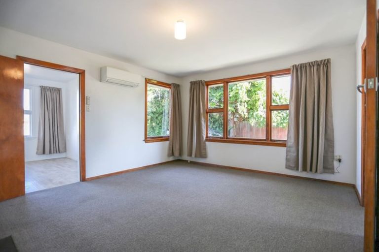 Photo of property in 10 Greenhurst Street, Sockburn, Christchurch, 8042