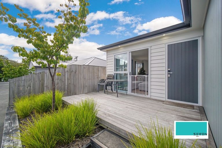 Photo of property in 147c Astley Avenue, New Lynn, Auckland, 0600