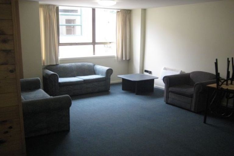 Photo of property in Te Awhina Apartments, 10/22 Sussex Street, Mount Cook, Wellington, 6021