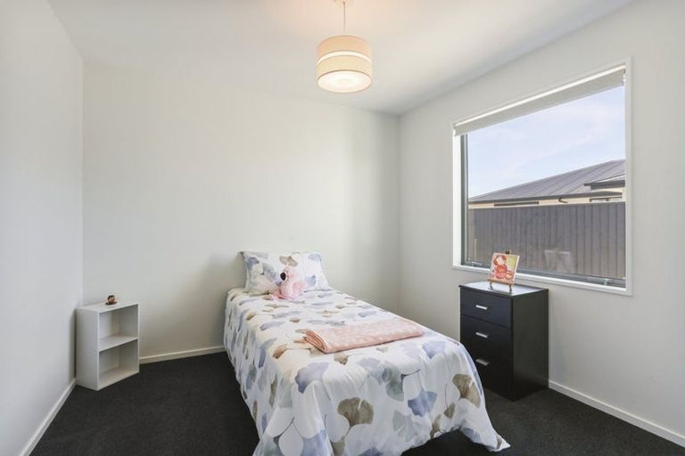 Photo of property in 8 Salisbury Avenue, Rangiora, 7400